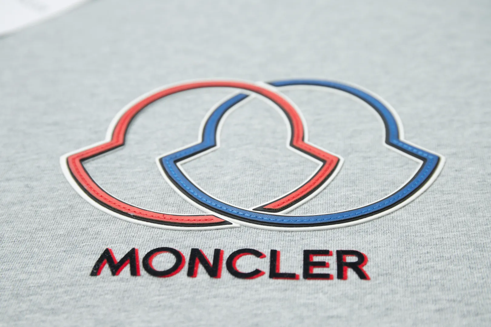 ✨MONC✨🆕25SS New Arrival · 260 100% · 32 1X 1 · · ：White/Black/Gray/Blue Size：S/M/L/XL
